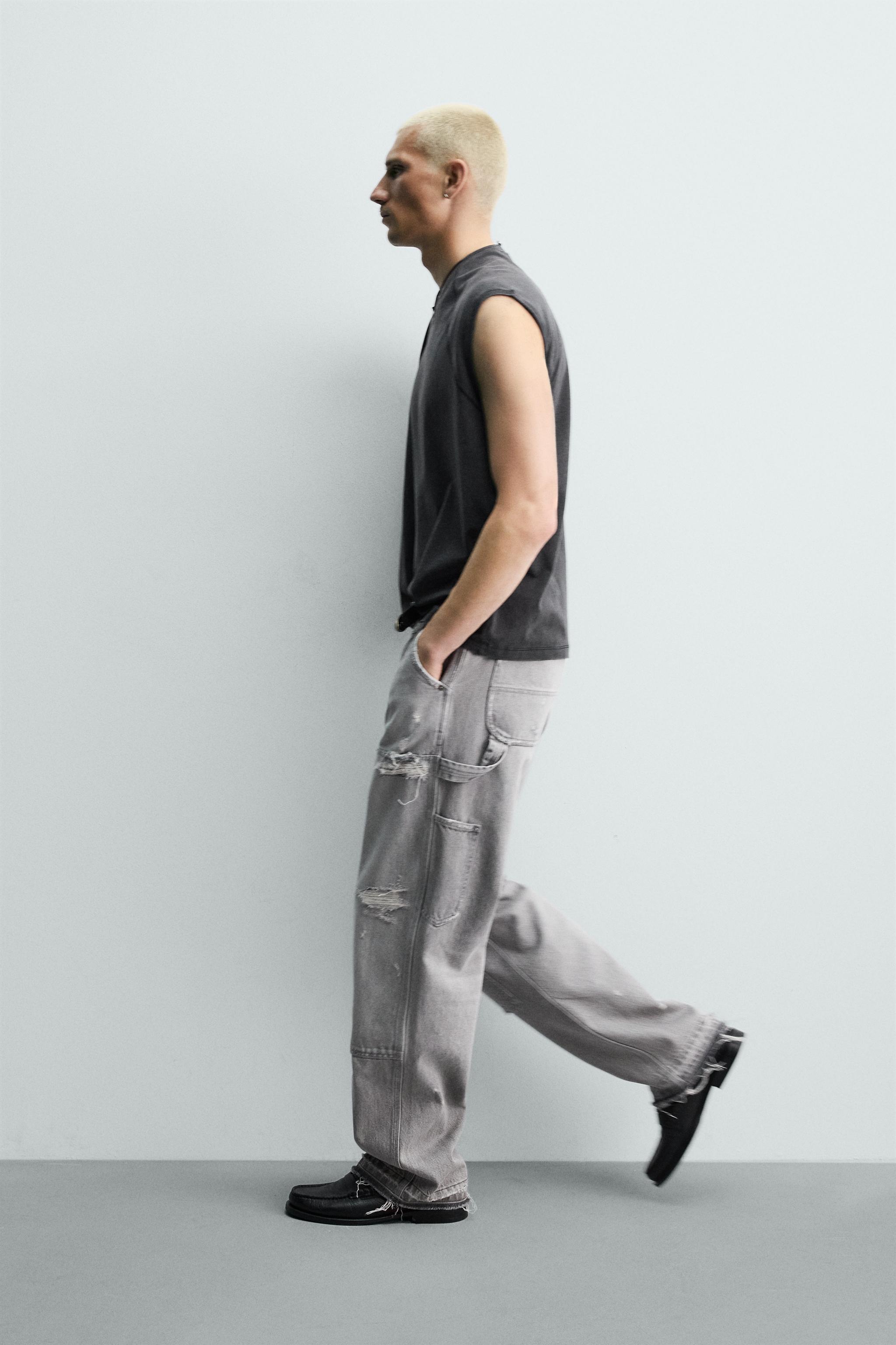 RELAXED FIT CARPENTER POCKET JEANS